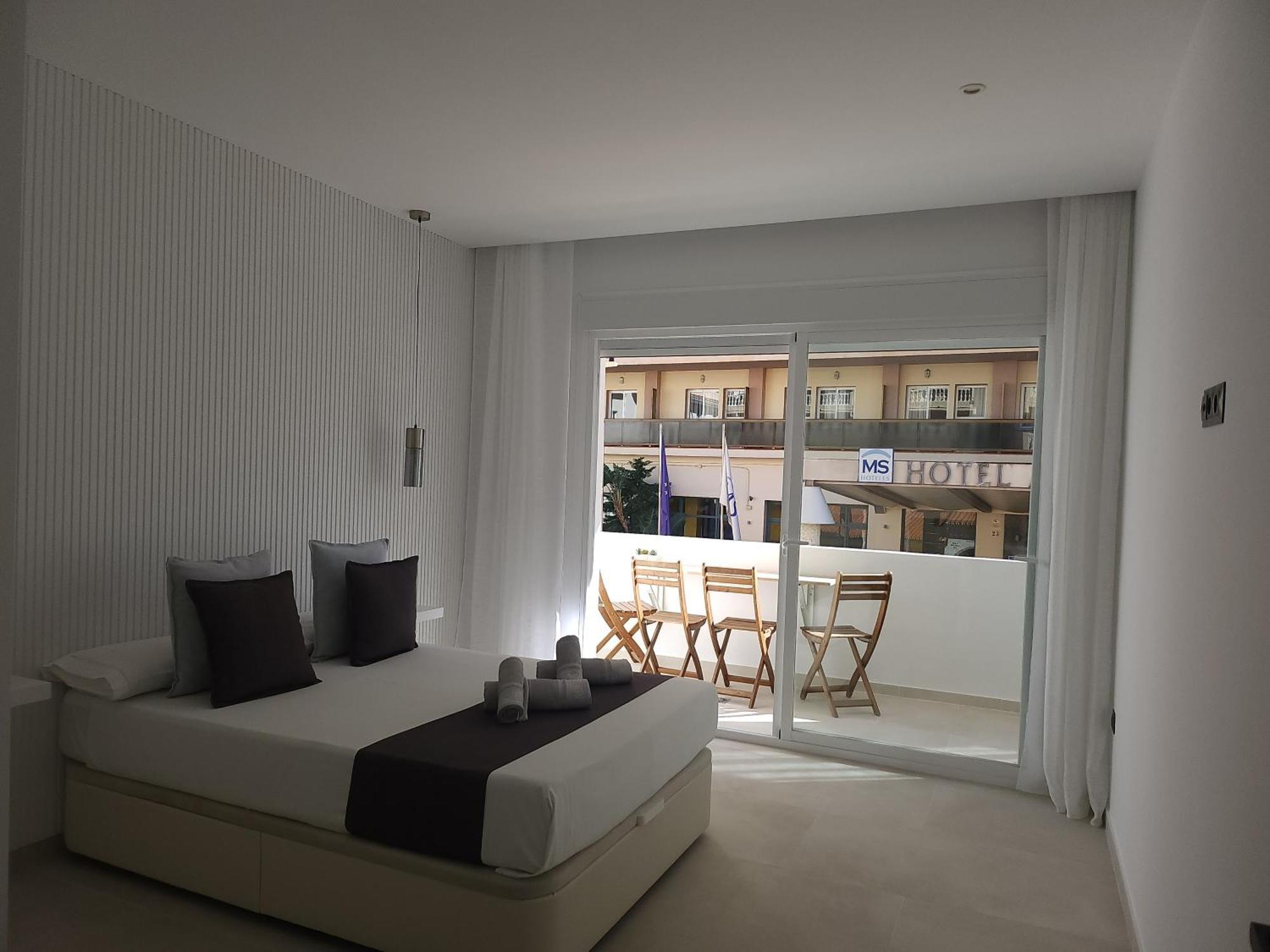 טורמולינוס Apartamentos San Antonio מראה חיצוני תמונה